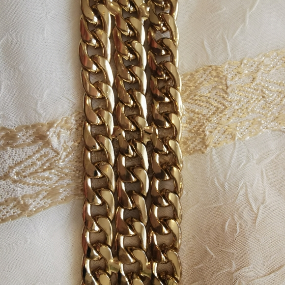 *sold* Vintage three strand gold toned choker, retro costume jewellery - Picture 5 of 7